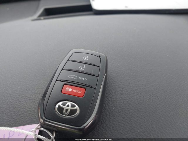 2025 TOYOTA CAMRY 4T1DBADK8SU002308 Photo 10