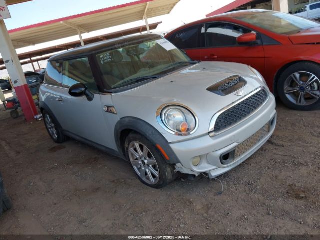 2011 MINI COOPER S WMWSV3C56BTY15109