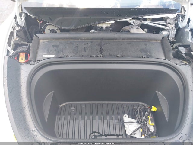 2022 TESLA MODEL Y 7SAYGDEF7NF372255 Photo 9