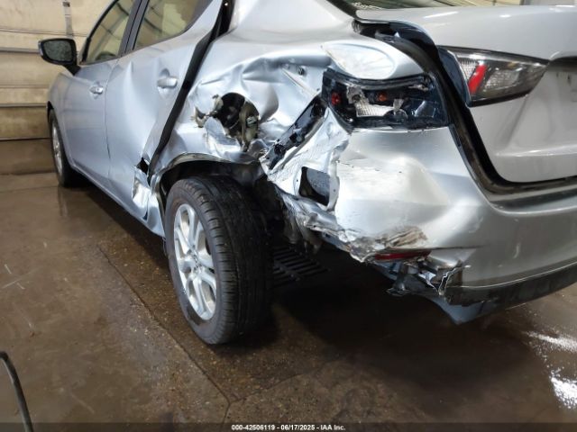3MYDLBYV4HY156159 Toyota p5v