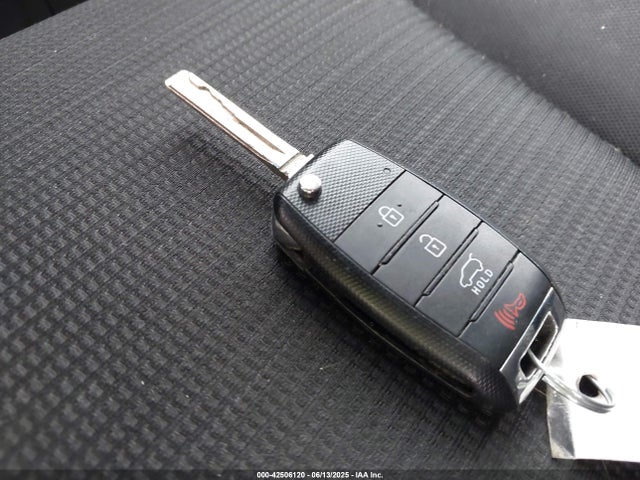 5XYKT4A7XFG552840 KIA gasoline 3.3 v6 gdi lambda ii