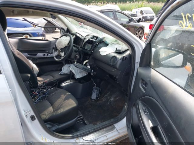 2024 MITSUBISHI MIRAGE ML32AUHJ0RH000933 Photo 4