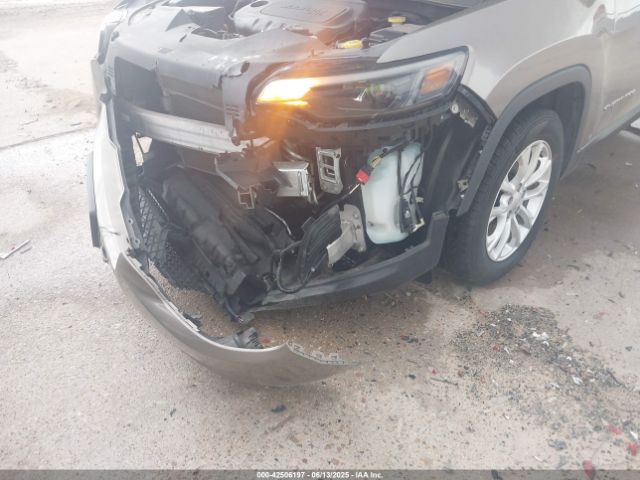 2019 JEEP CHEROKEE 1C4PJLCB5KD358412 Photo 5