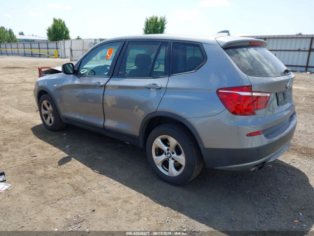2011 BMW X3 5UXWX5C5XBL713529 Photo 2