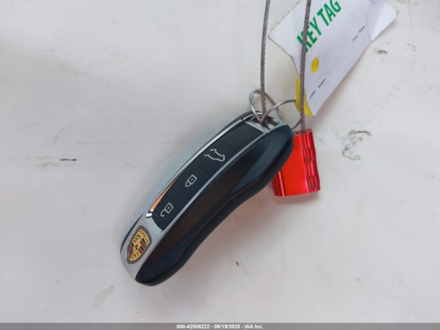 2019 PORSCHE CAYENNE WP1AA2AY9KDA14698 Photo 10