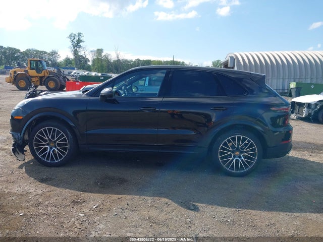 Porsche 2019 2019 WP1AA2AY9KDA14698 Image 14