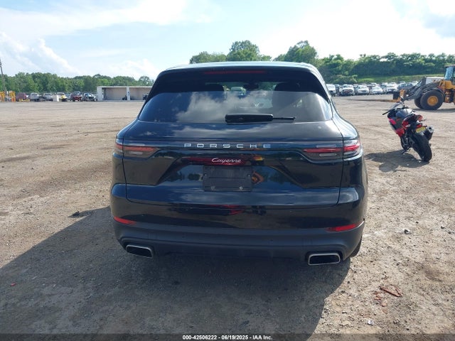 Porsche 2019 2019 WP1AA2AY9KDA14698 Image 16
