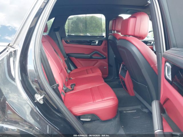 2019 PORSCHE CAYENNE WP1AA2AY9KDA14698 Photo 7