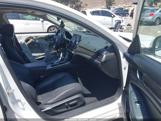 1HGCV1F94JA215677 Honda l15be