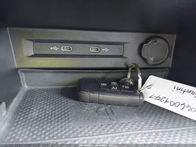 2022 VOLKSWAGEN TIGUAN 3VVCB7AX8NM105497 Photo 10
