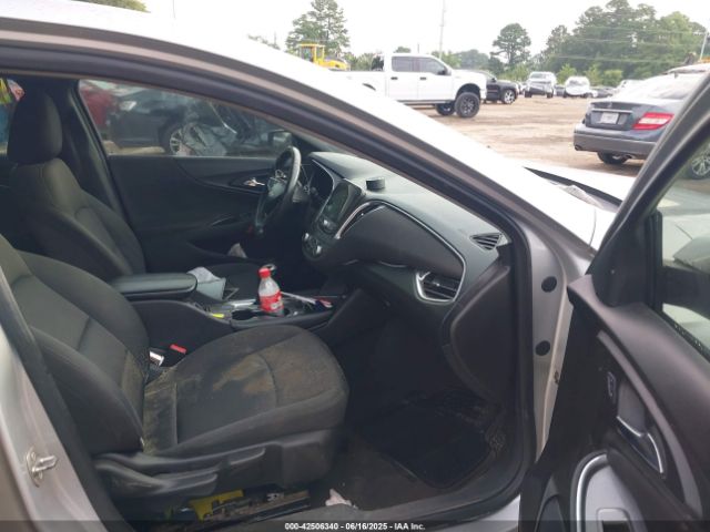 2016 CHEVROLET MALIBU 1G1ZE5STXGF311805 Photo 4