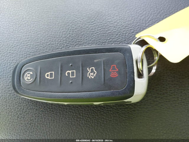 1FMCU9GD3KUA98088 Ford ESCAPE SE