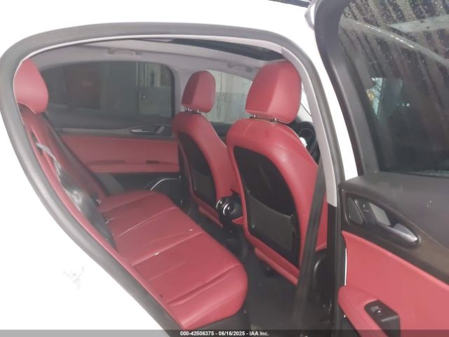 2021 ALFA ROMEO STELVIO ZASPAKBN1M7D10288 Photo 7