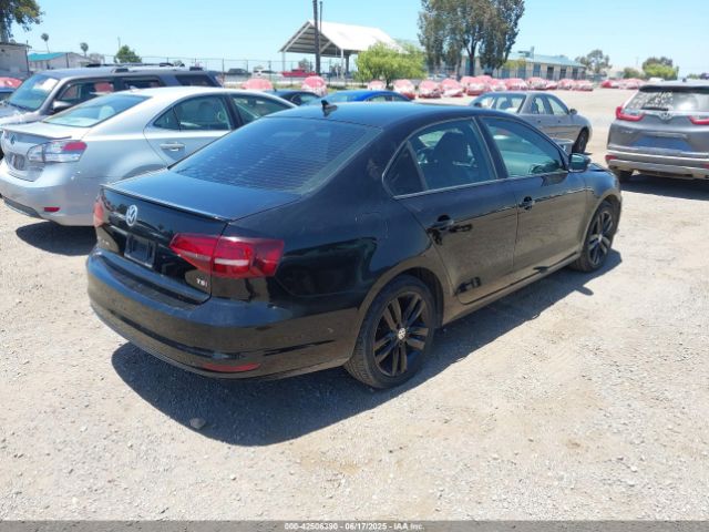 2018 VOLKSWAGEN JETTA 3VWD17AJ2JM255162 Photo 3
