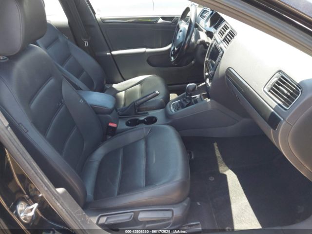 2018 VOLKSWAGEN JETTA 3VWD17AJ2JM255162 Photo 4