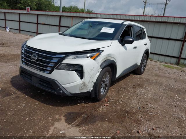 5N1BT3AB6RC675196 Nissan Rogue S Intelligent Awd