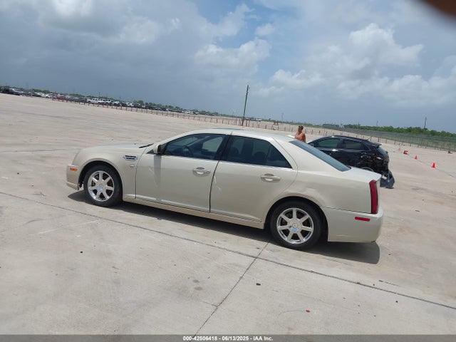 2010 CADILLAC STS 1G6DU6EVXA0148447 Photo 2