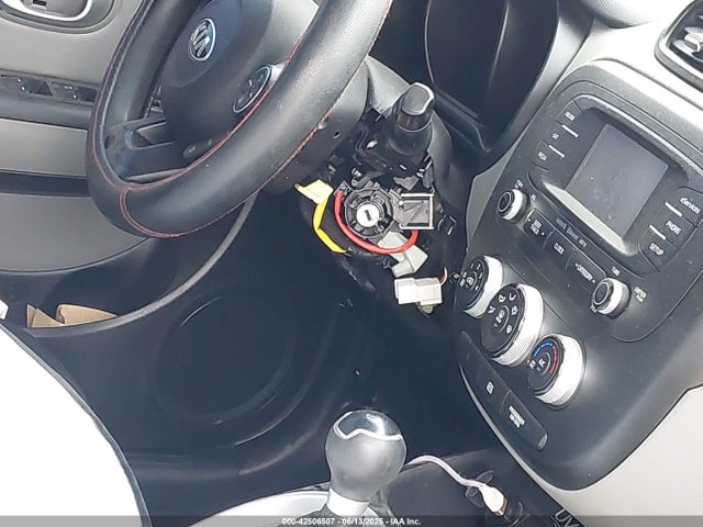 KNDJN2A21F7764733 KIA Soul