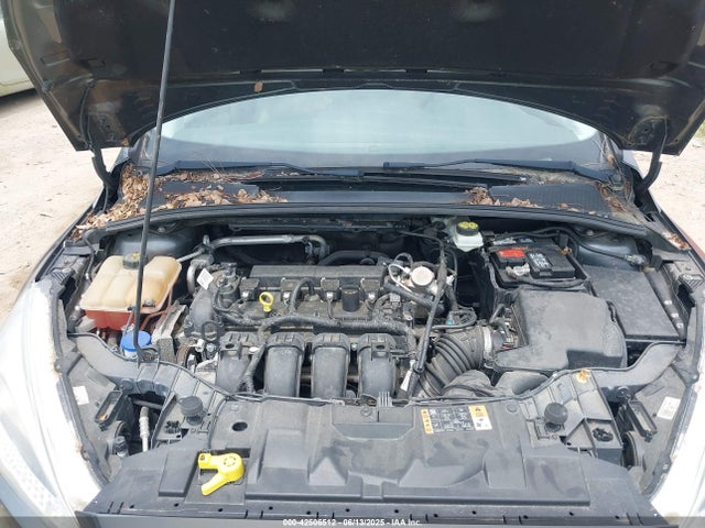 Ford FOCUS SE 2017 1FADP3K26HL232194 Image 10