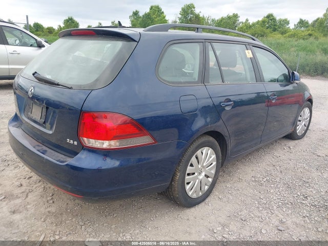 2011 Volkswagen Jetta Sportwagen 2.5l S მანქანა იყიდება აუქციონზე, vin: 3VWPZ7AJ8BM609774, აუქციონის ნომერი: 42506516