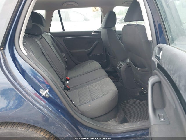2011 Volkswagen Jetta Sportwagen 2.5l S მანქანა იყიდება აუქციონზე, vin: 3VWPZ7AJ8BM609774, აუქციონის ნომერი: 42506516