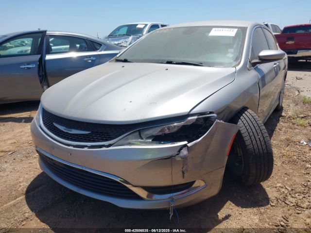 1C3CCCAB5FN642140 Chrysler 2015