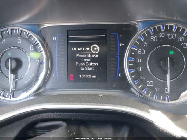 1C3CCCAB5FN642140 Chrysler 2015