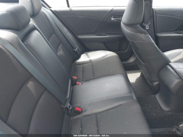 1HGCR2F58GA076752 Honda k24w1