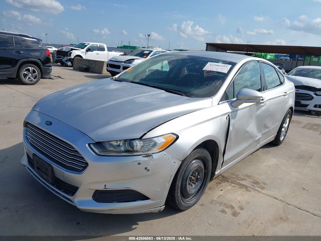 Ford 2016 2016 3FA6P0H76GR317448 Image 2