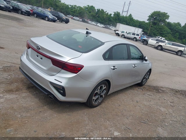 3KPF24AD5KE061156 KIA mpi nu