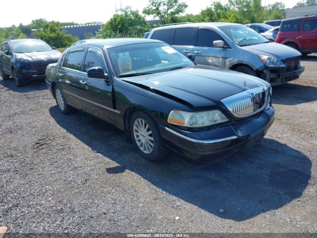 2004 LINCOLN TOWN CAR 1LNHM81W84Y659665