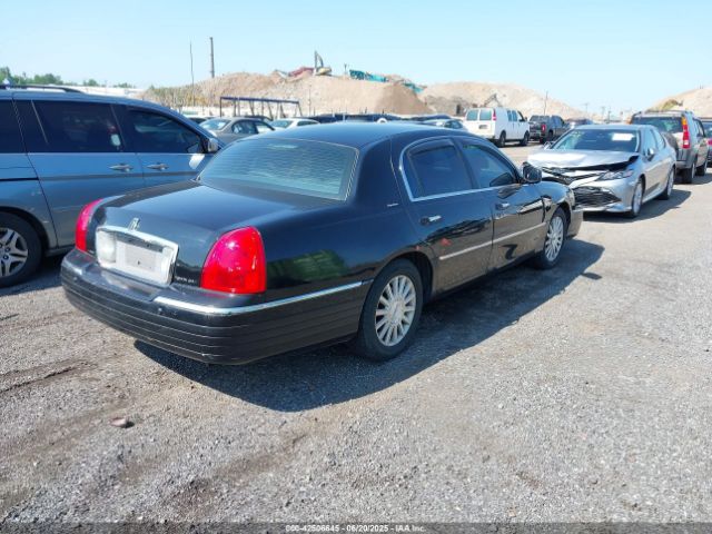 2004 LINCOLN TOWN CAR 1LNHM81W84Y659665 Photo 3
