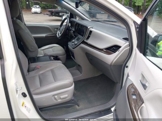 2016 TOYOTA SIENNA 5TDYK3DC9GS756582 Photo 4