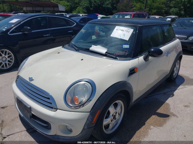 2011 MINI COOPER WMWSU3C54BT184170 Photo 1