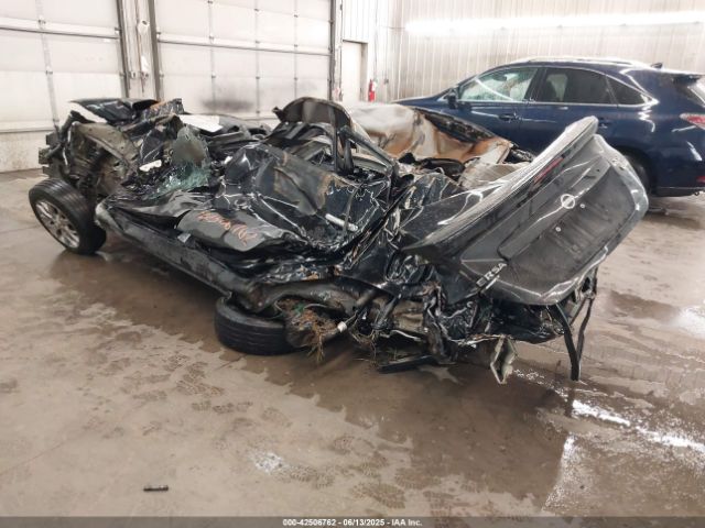 3N1CN7AP9JL840305 Nissan Versa