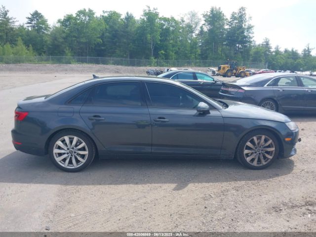 WAUGMAF44HN035901 Audi A4