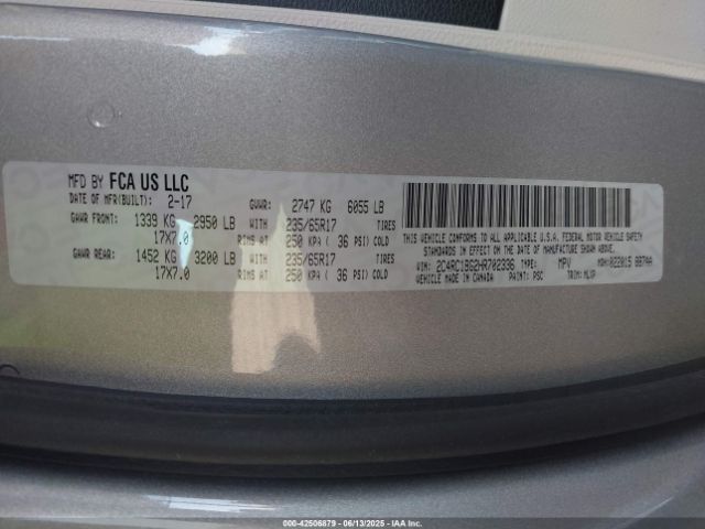 2C4RC1BG2HR702336 Chrysler 2017