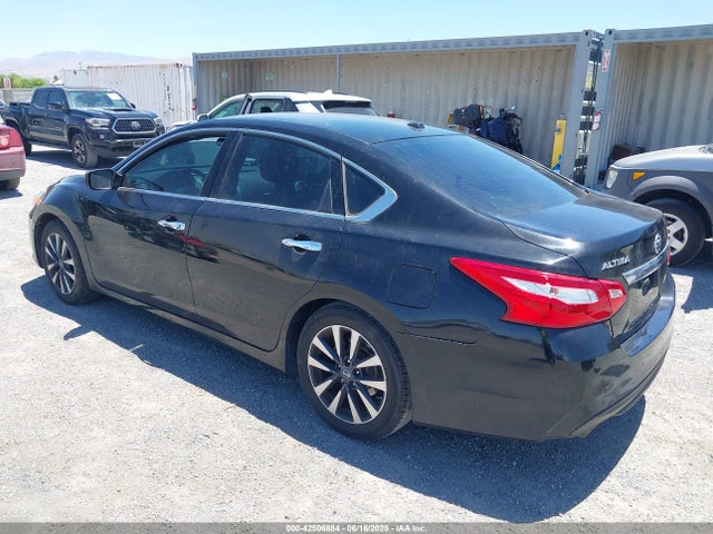 1N4AL3AP5GC180003 Nissan 2016