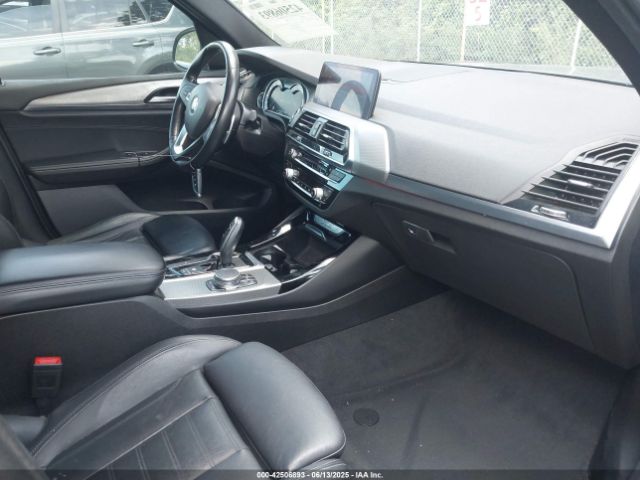 2019 BMW X3 5UXTR7C54KLF33863 Photo 4