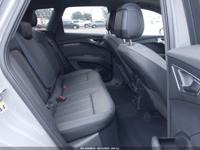 2024 AUDI Q4 E-TRON WA1KUBFZ8RP060847 Photo 7