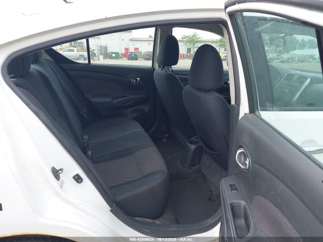 3N1CN7AP6EK462679 Nissan Versa 1.6 Sv