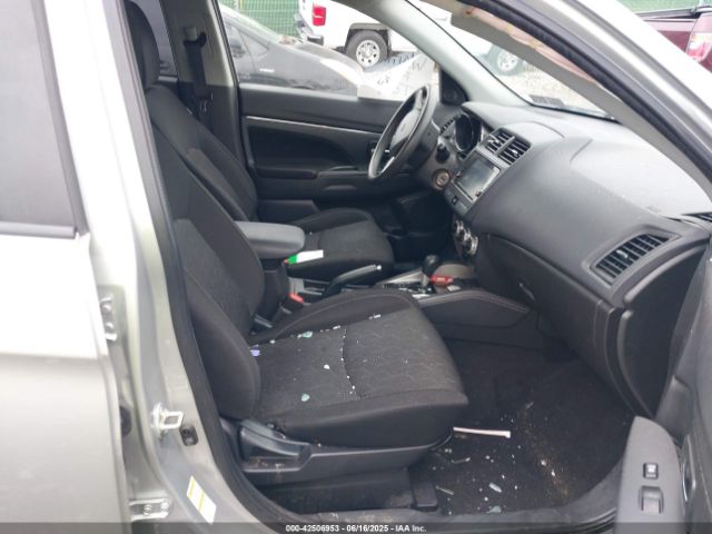 2020 MITSUBISHI OUTLANDER SPORT JA4AR3AU0LU027249 Photo 4