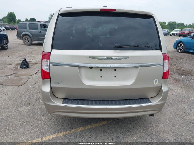 2C4RC1BG6FR617819 Chrysler Town and Country
