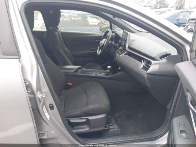 2019 TOYOTA C-HR JTNKHMBX7K1040376 Photo 4
