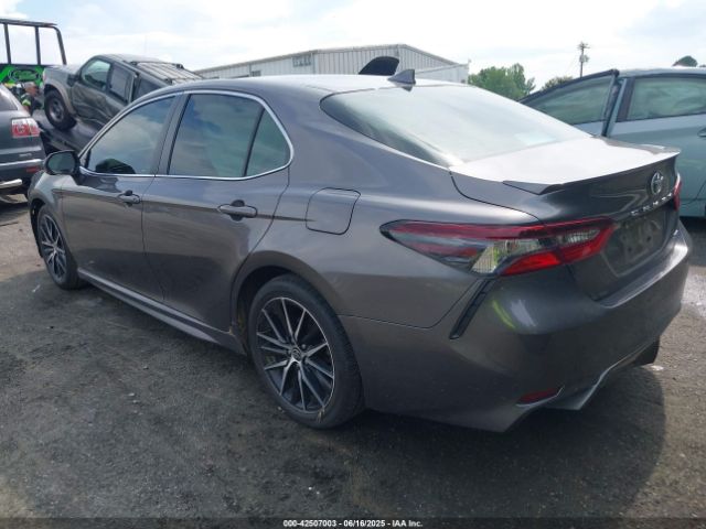 2022 TOYOTA CAMRY 4T1T11AK4NU013779 Photo 2