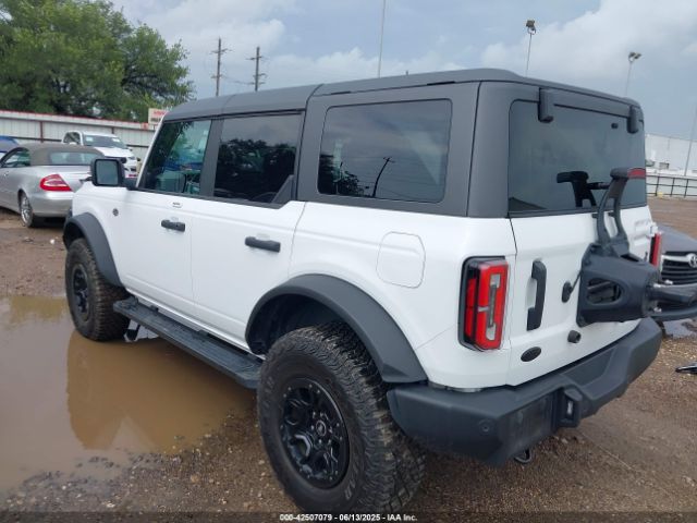 2023 FORD BRONCO 1FMEE5DP2PLB16493 Photo 2