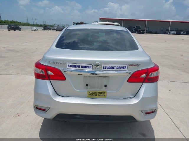 3N1AB7AP4KY388879 Nissan 2019