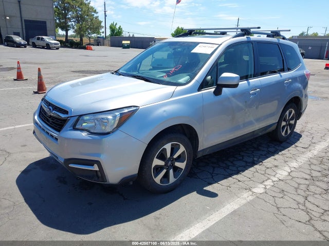 Subaru naturally aspirated u5 2018 JF2SJAGC8JH577102 Image 2