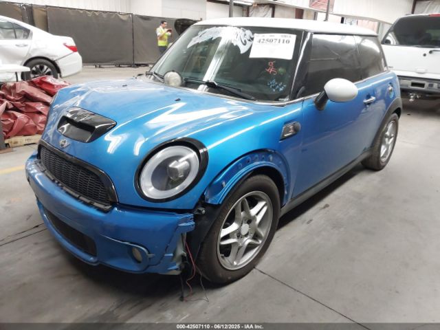 2010 MINI COOPER S WMWMF7C53ATX45791 Photo 1