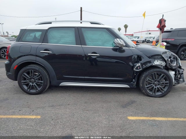 WMZ53BR09P3P70685 Mini 2023